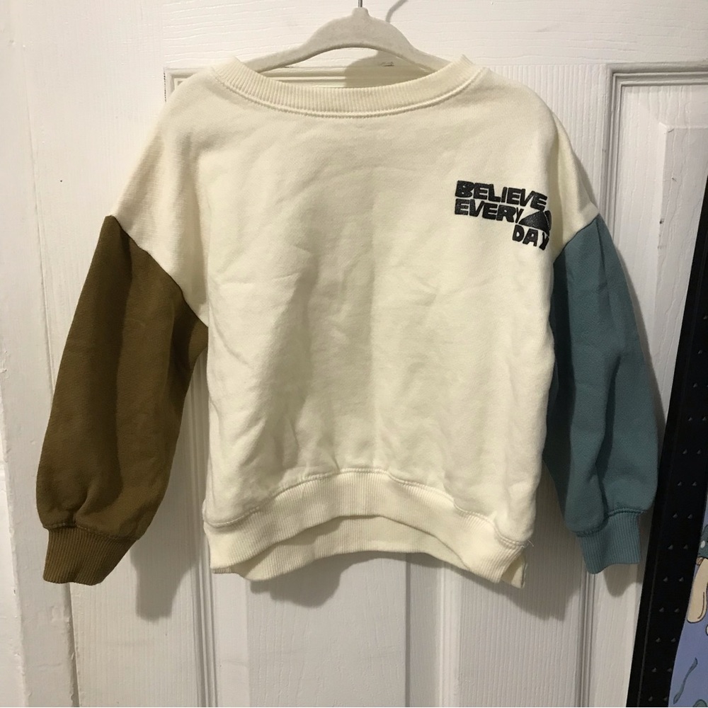 Zara sweatshirt